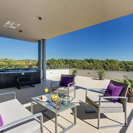 Villa Chillax *